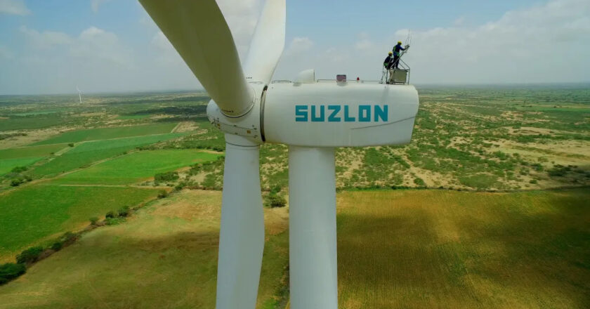 Suzlon переходит на возобновляемую энергию