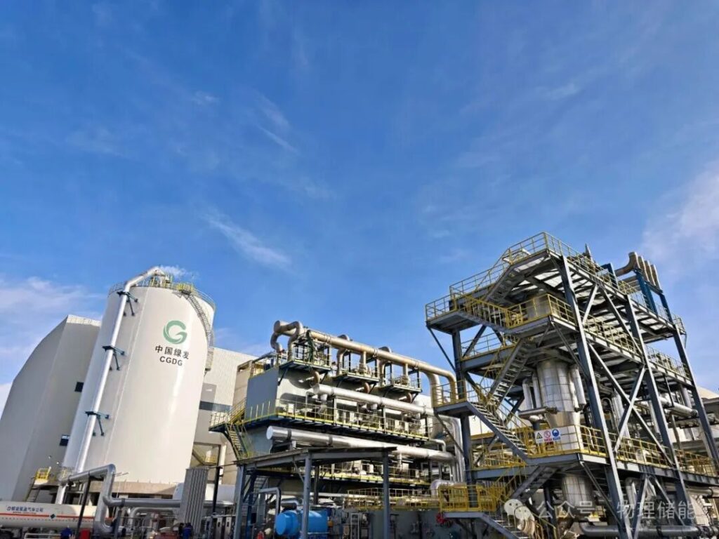 Накопитель энергии на основе сжиженного воздуха