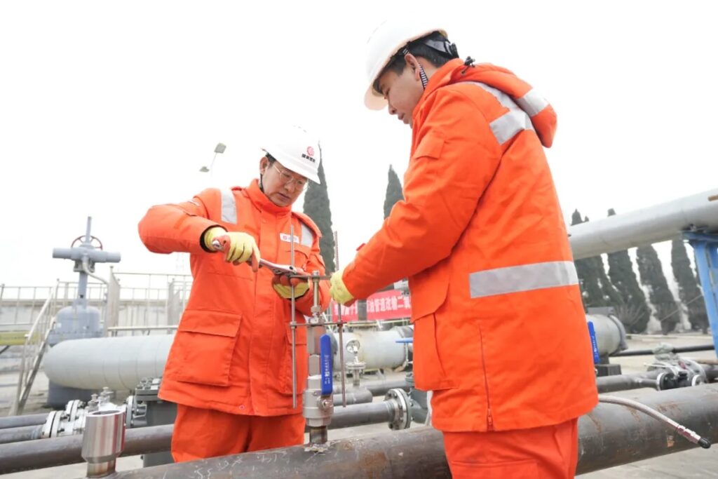 Нефтепровод для перекачки углекислого газа