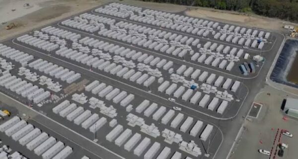 Крупнейшая система накопления энергии Австралии